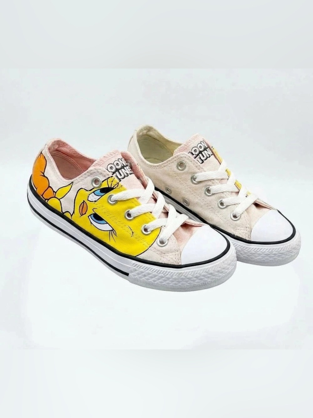 Converse Looney Tunes Tweety Bird Chuck Taylor All Star Sneakers Girl Size 1 Y2K